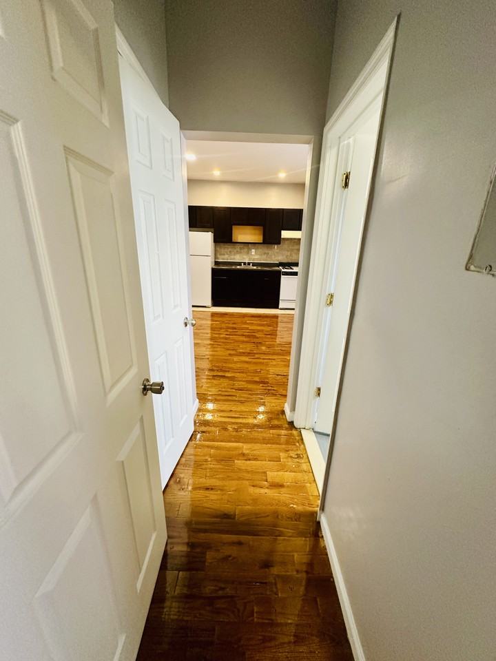 30 Rutgers Street #206 - Photo 6 of 11
