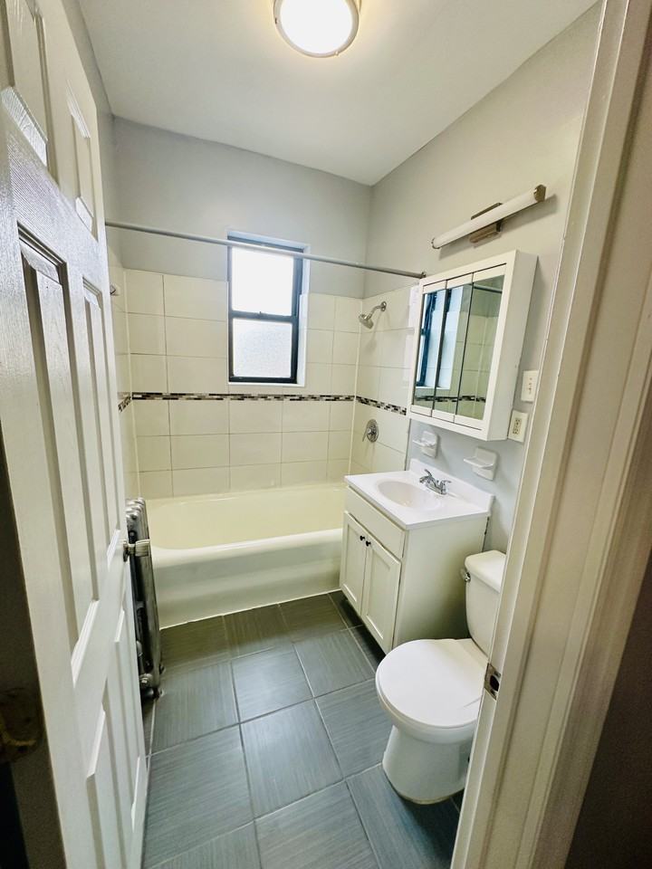 30 Rutgers Street #206 - Photo 7 of 11