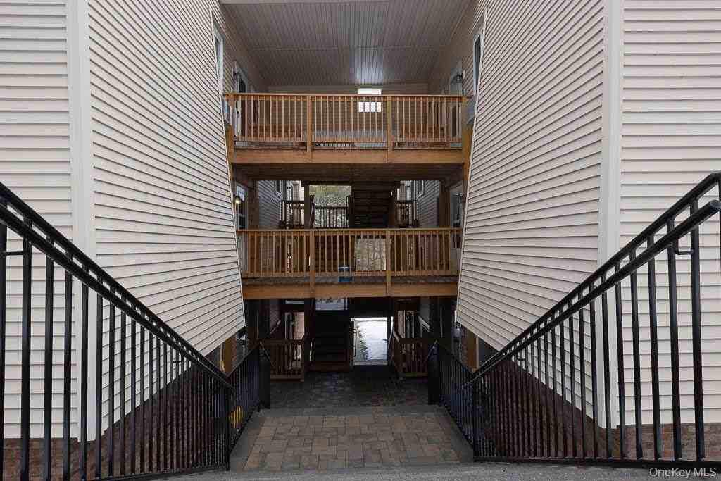 219 Fox Run Ln - Photo 5 of 19