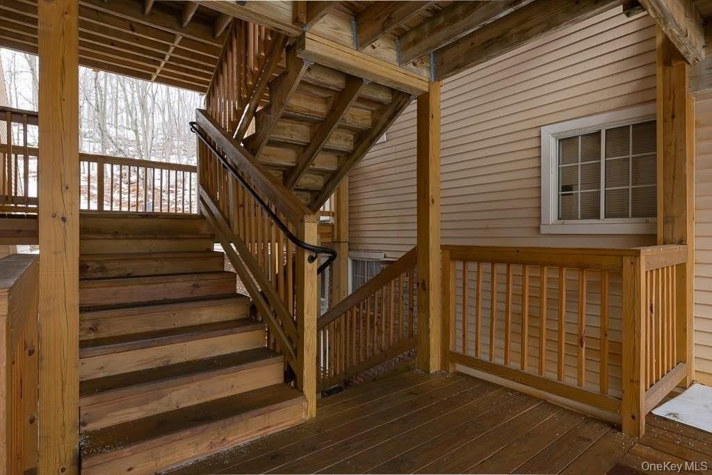 219 Fox Run Ln - Photo 6 of 19