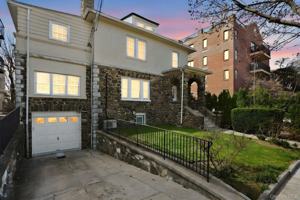 featured image of 109 Hillside Pl Apt 2 #Apt 2