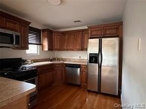 420 N Corona Ave - Photo 3 of 9