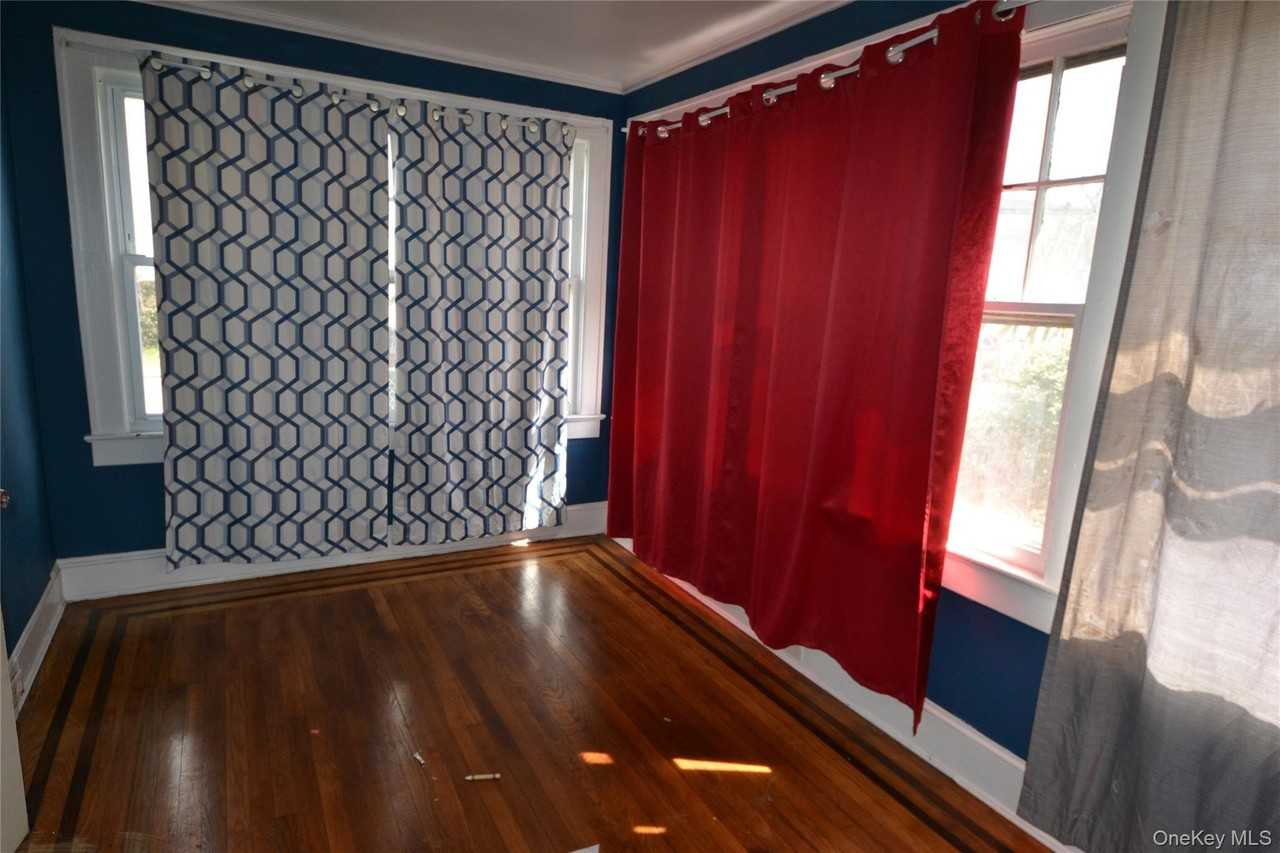 181 Forest Ave - Photo 5 of 19