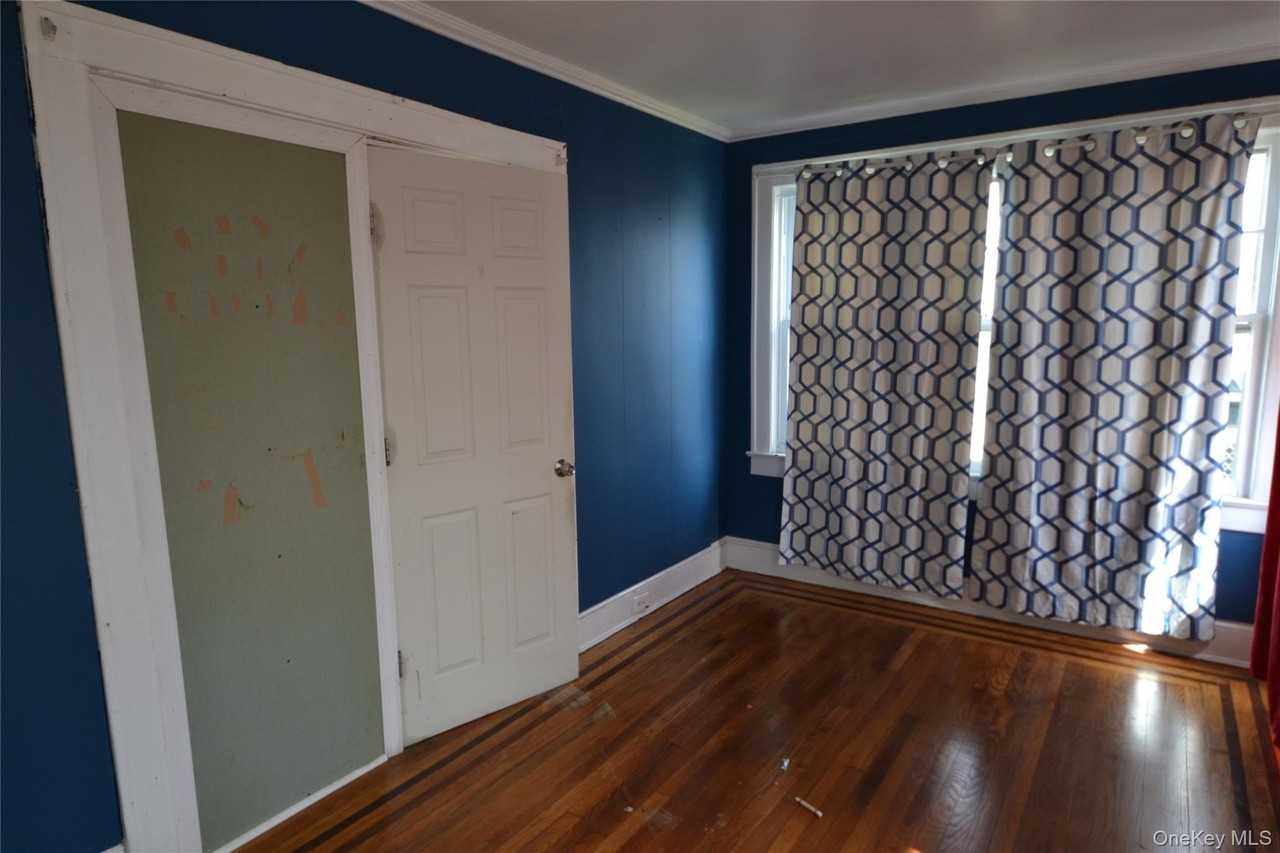 181 Forest Ave - Photo 6 of 19