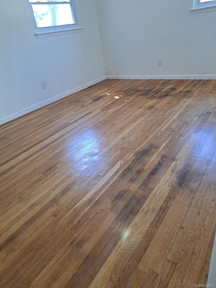 11530 Inwood St - Photo 7 of 8