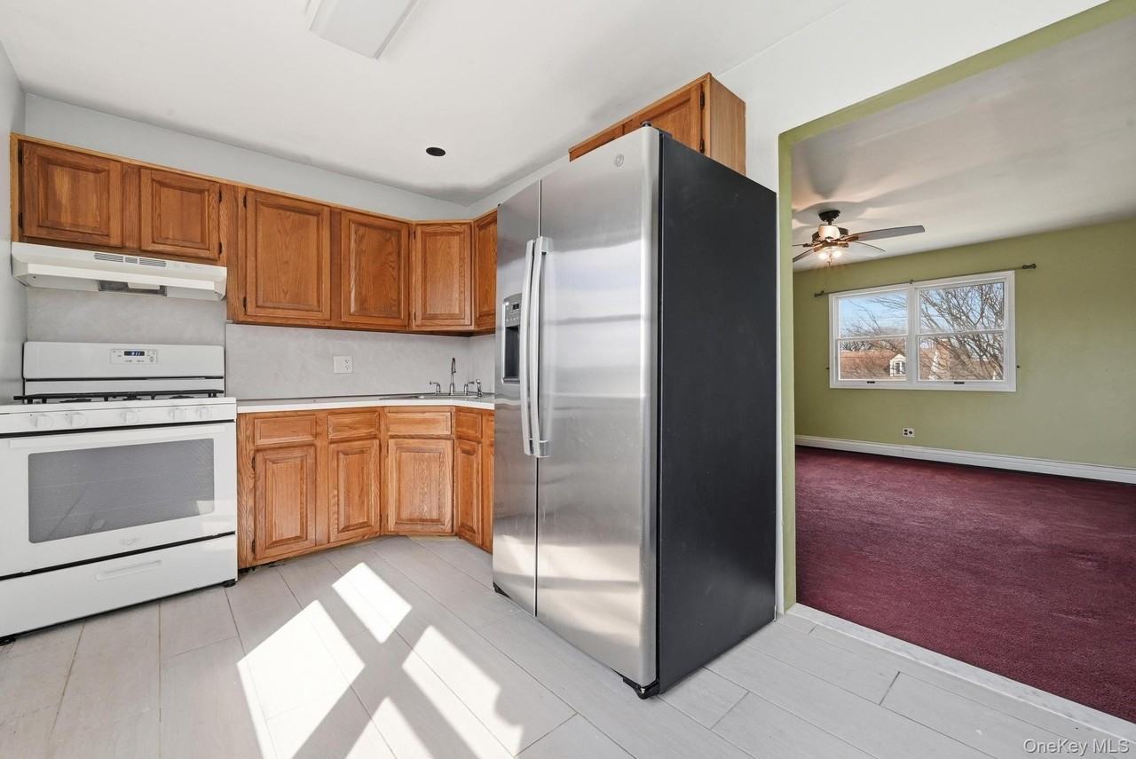 14410 256th St 2nd Fl - Photo 6 of 17