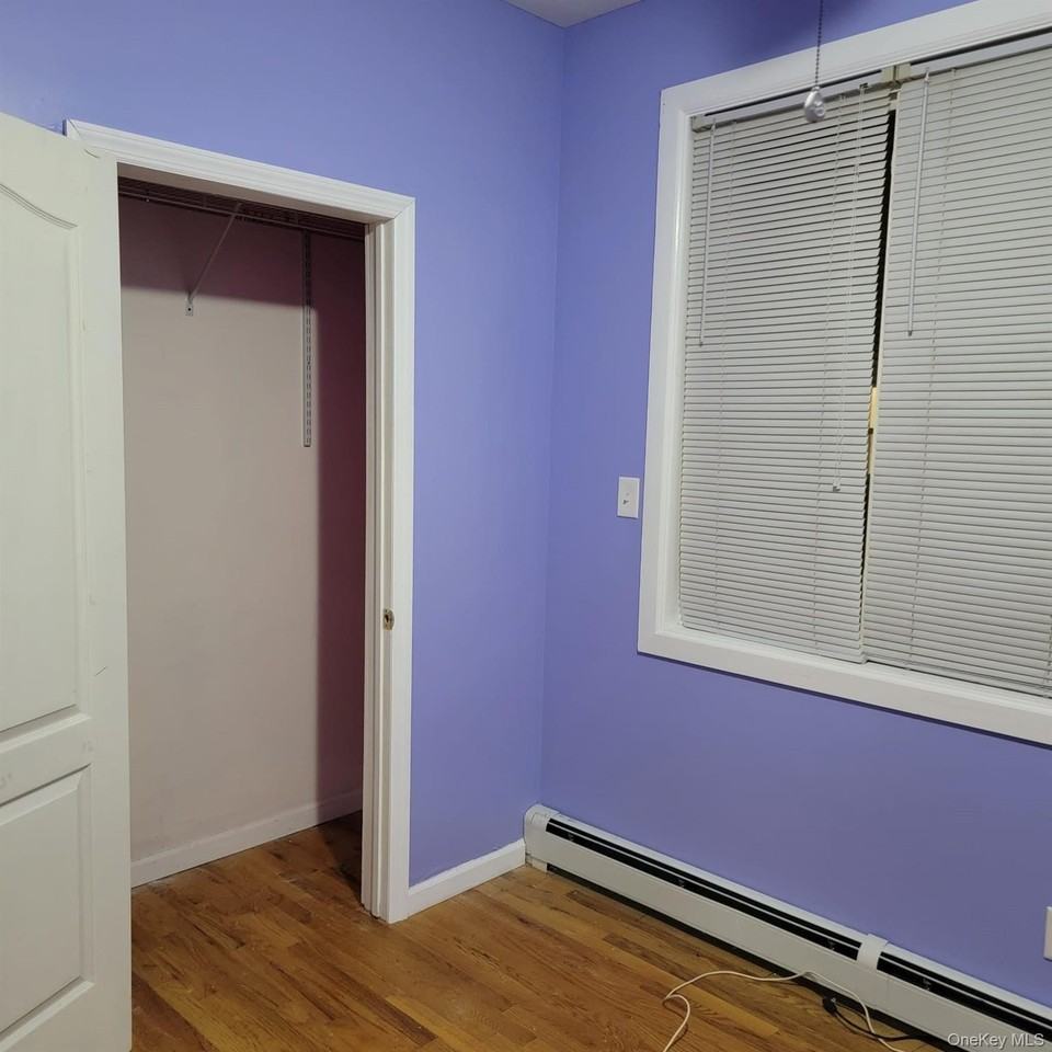 23038 144th Ave 1st Fl - Photo 6 of 9