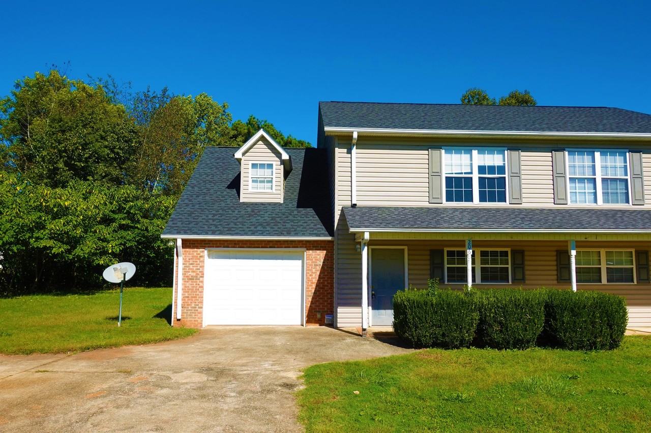 206 River Oaks Cir #01 - Photo 2 of 26