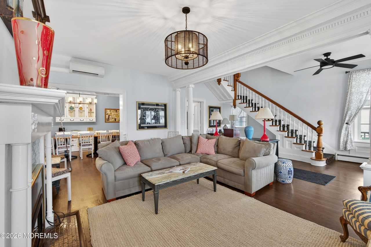 20 Woodland Ave - Photo 7 of 47