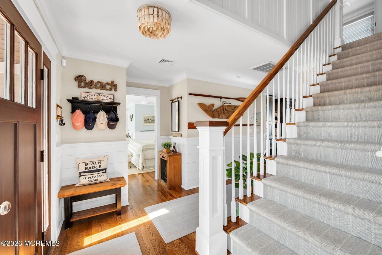 149 Squan Beach Dr - Photo 5 of 47