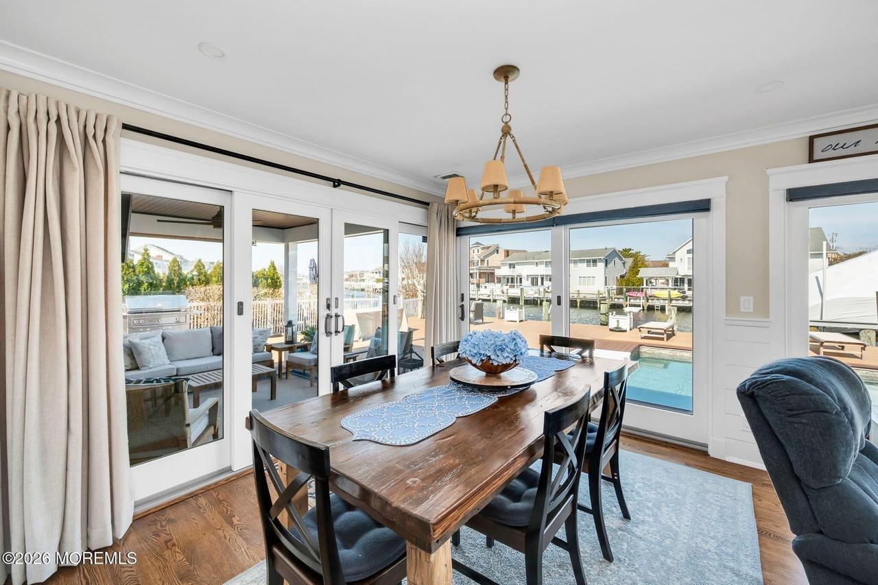 149 Squan Beach Dr - Photo 7 of 47