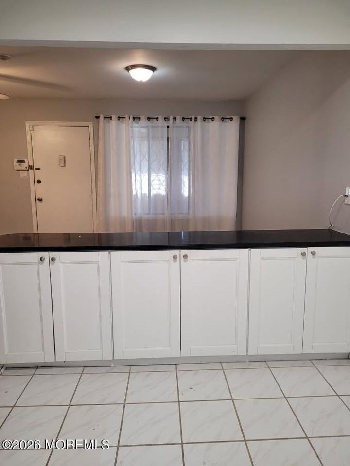 115 Amberly Dr Unit H - Photo 2 of 10