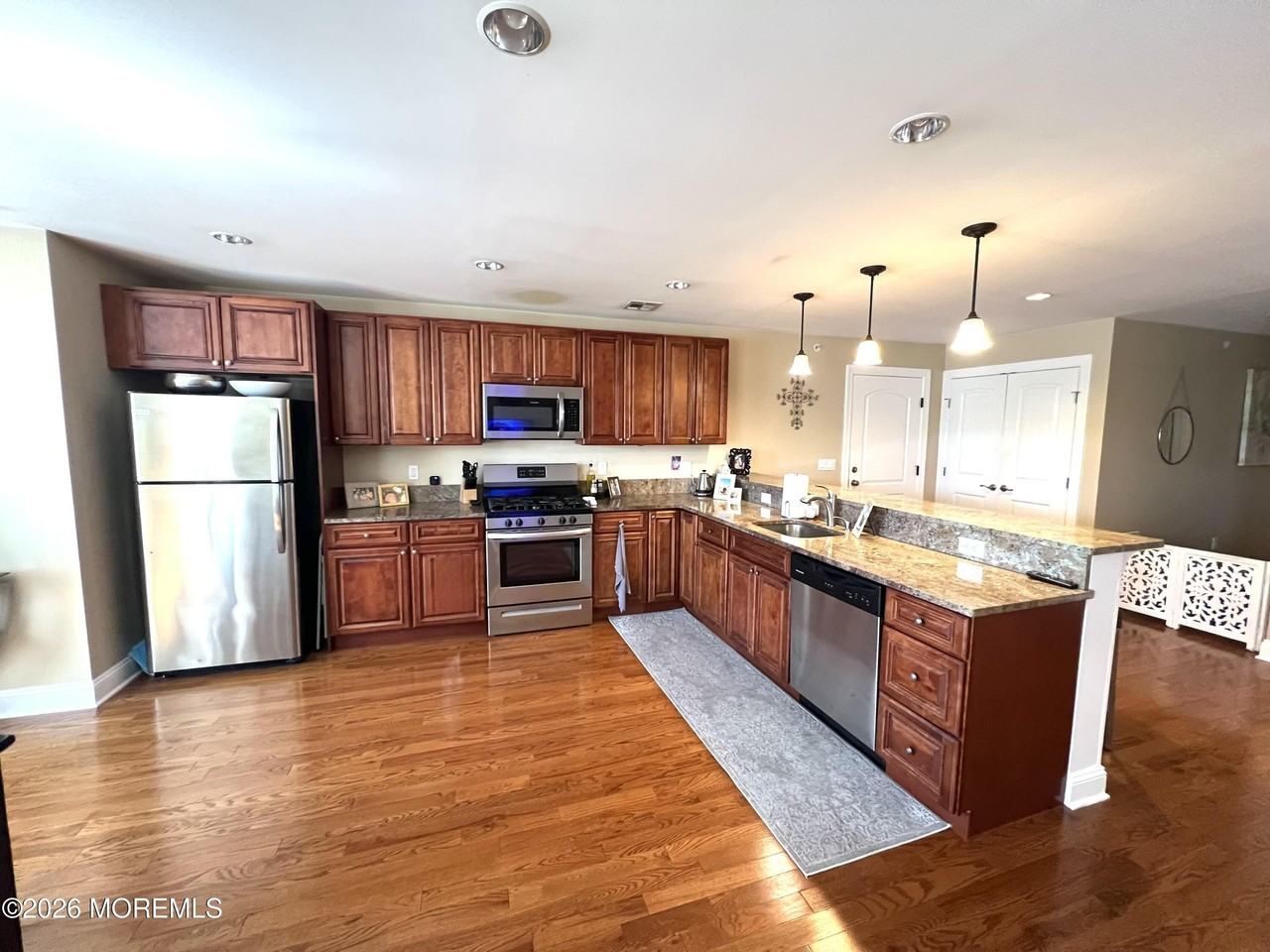 256 Mantoloking Rd Unit 2a - Photo 3 of 17