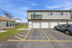 238 Algonquin Ct #D - Photo 1 of 1