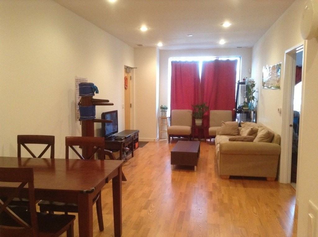 2224 W Madison St #201 - Photo 2 of 15