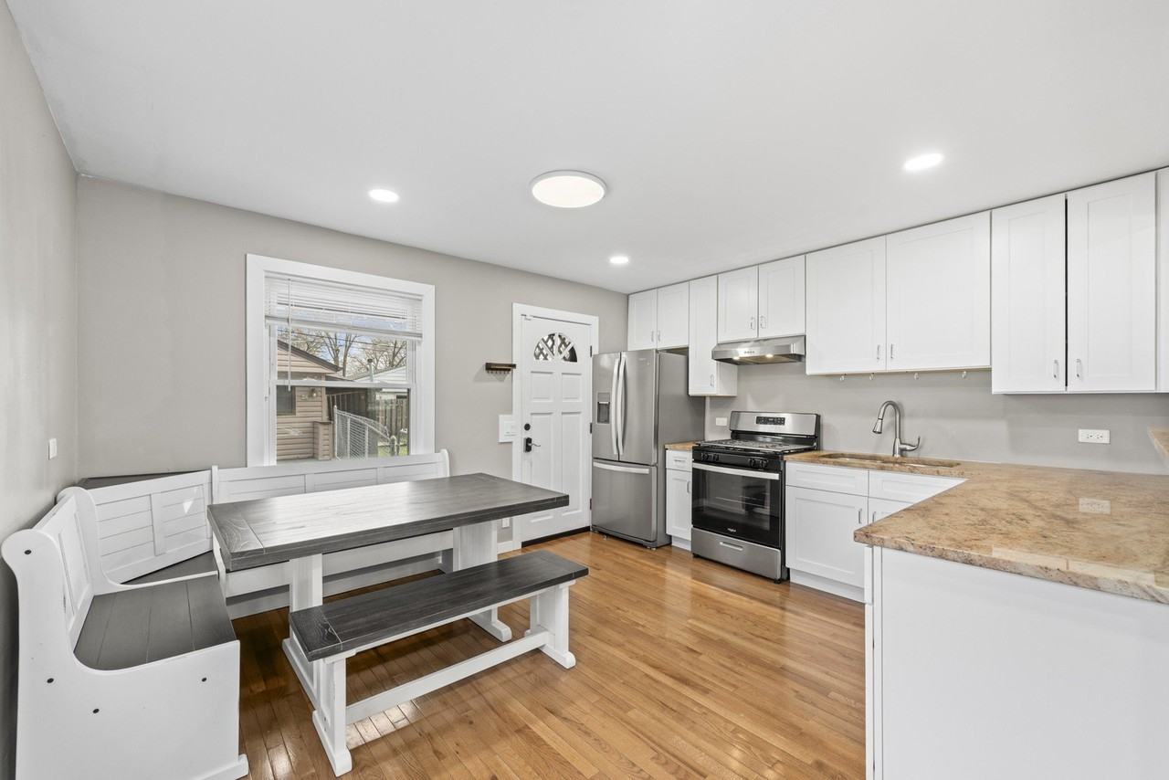 25 Mccabe Dr - Photo 5 of 32