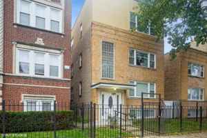 featured image of 6427 N Albany Ave Unit 3