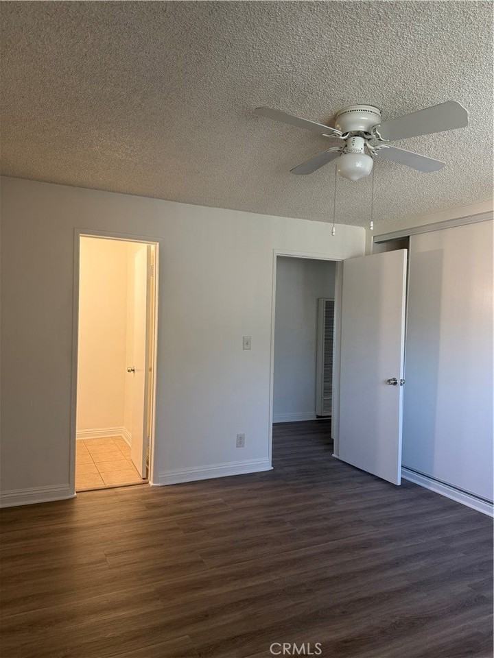 914 W Pine St - Photo 7 of 9