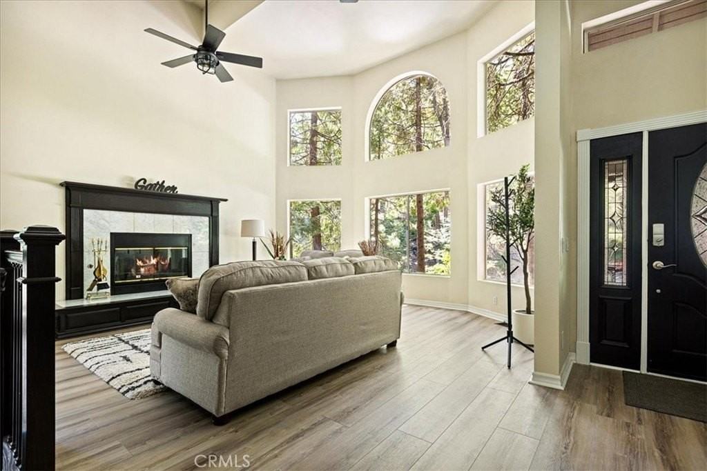 28670 Shenandoah Dr - Photo 2 of 44