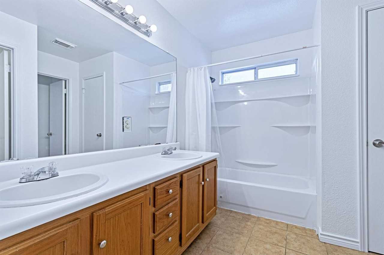 Forbsdale Dr - Photo 6 of 12