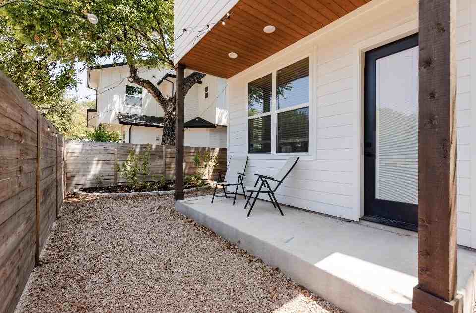 Oak Springs Dr - Photo 3 of 13