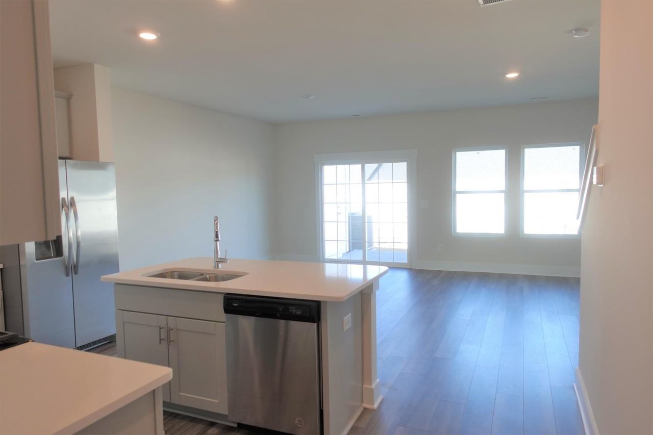 100 Tramore Ln #1 - Photo 6 of 31