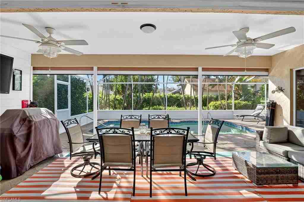 5060 Coldstream Ln - Photo 7 of 34