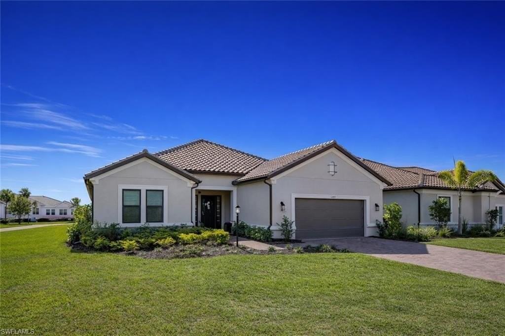 11935 Collegio Dr - Photo 3 of 35