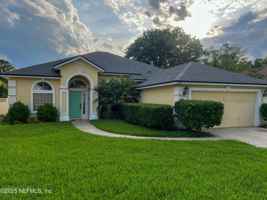 featured image of 1704 Tall Tree Dr E