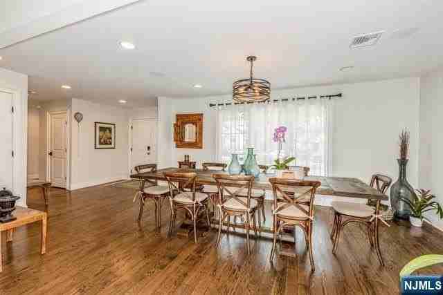 24 Jefferson Ave - Photo 2 of 25