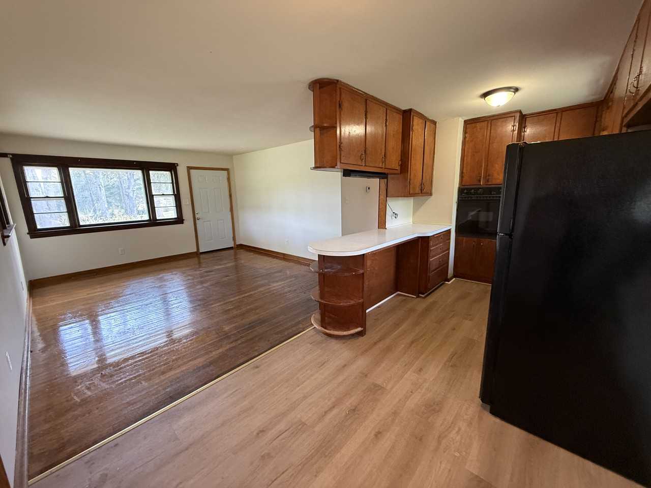 10532 Robert E. Lee Drive - Photo 6 of 20