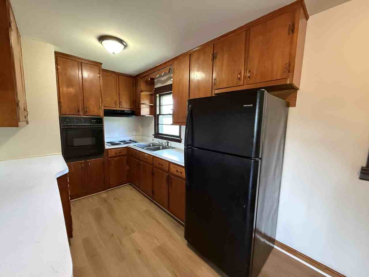 10532 Robert E. Lee Drive - Photo 7 of 20