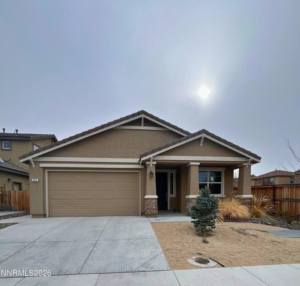 7075 Diversey Dr - Photo 2 of 16