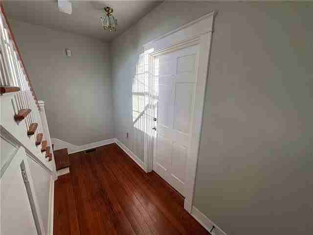 212 Grenadine St - Photo 2 of 16