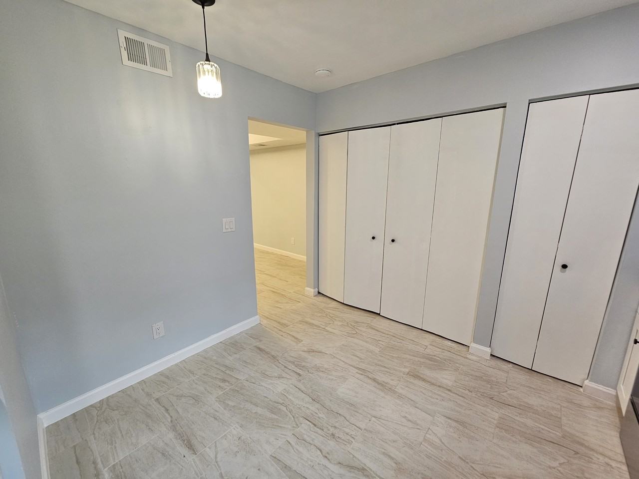 35 Summercreek Dr #1 - Photo 6 of 26