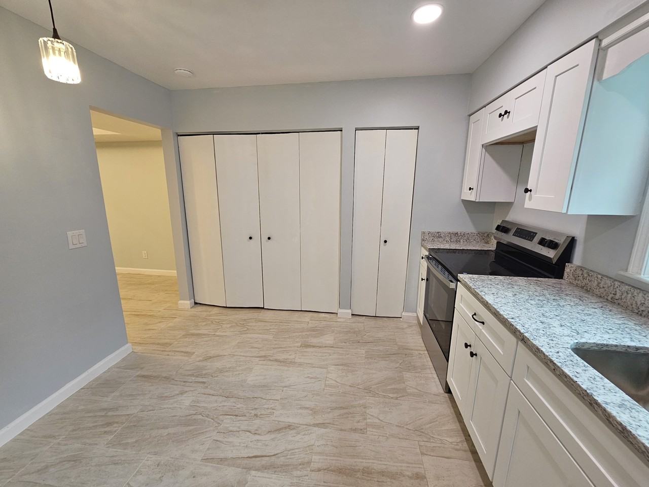 35 Summercreek Dr #1 - Photo 7 of 26