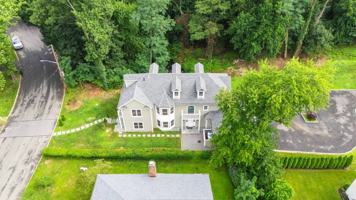 featured image of 1 Kewanee Rd