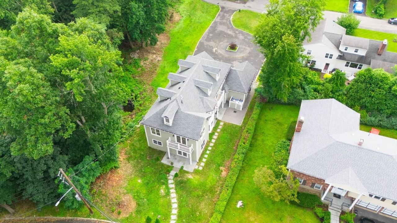 1 Kewanee Rd - Photo 2 of 50