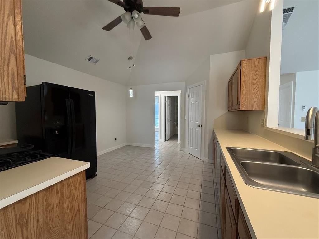 2009 Dena Dr - Photo 5 of 14