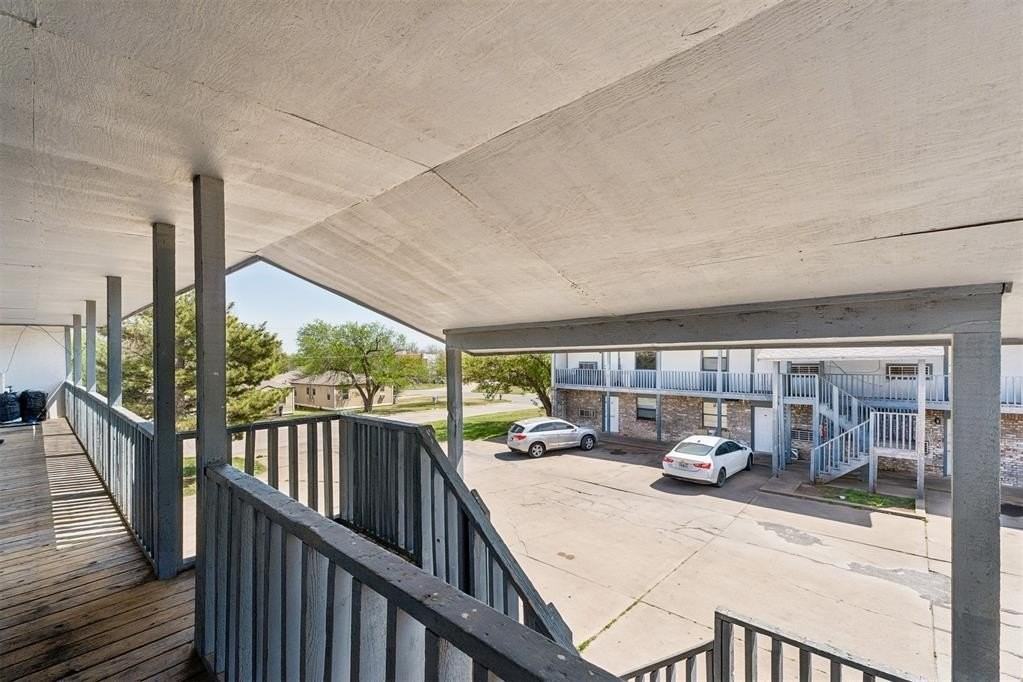 1401 Sw E Ave - Photo 6 of 28