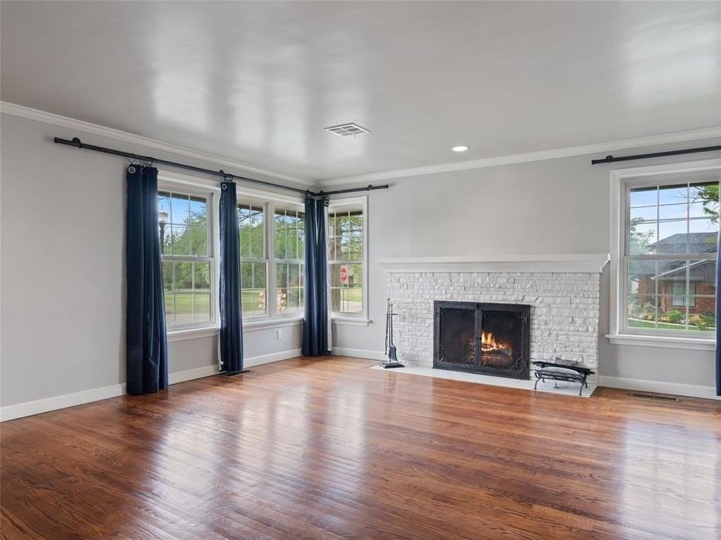 1835 Drakestone Ave - Photo 7 of 33