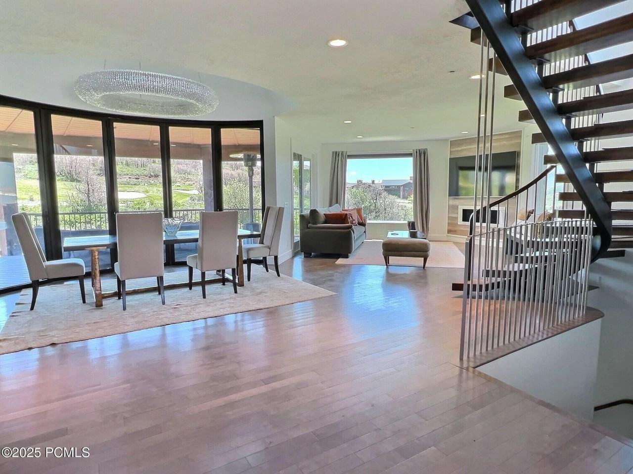 1135 Lasso Trl - Photo 4 of 31