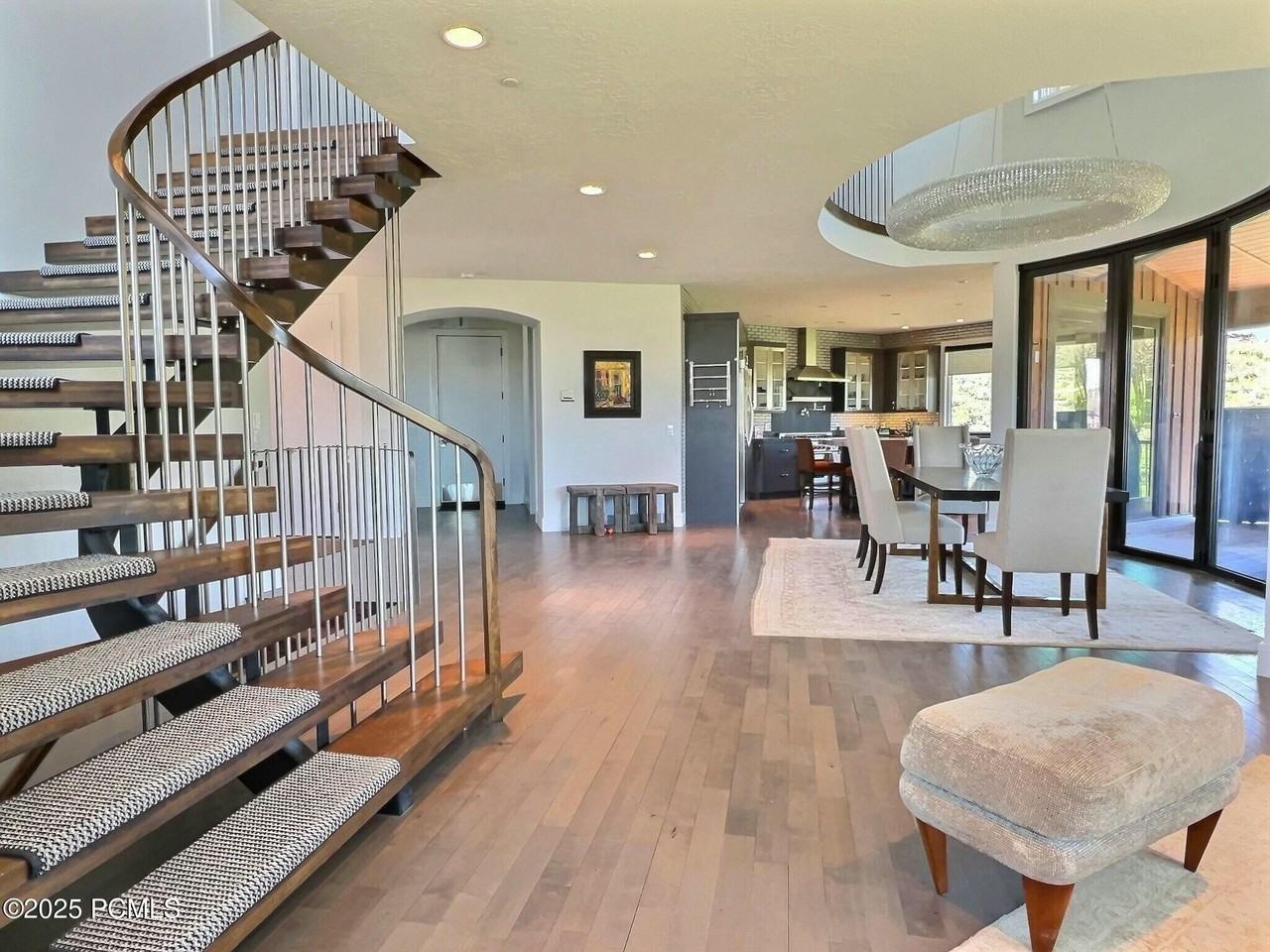 1135 Lasso Trl - Photo 5 of 31