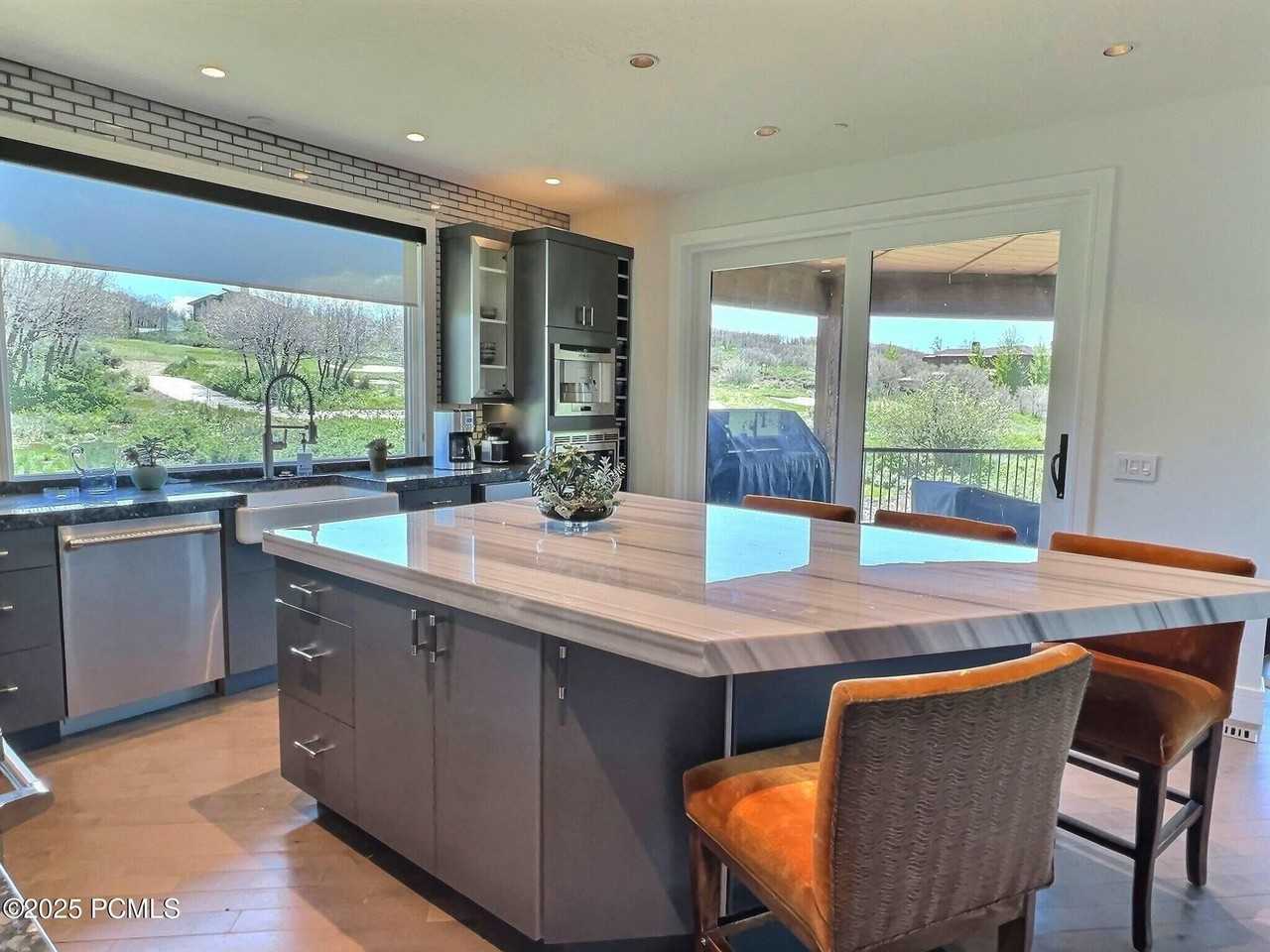 1135 Lasso Trl - Photo 7 of 31