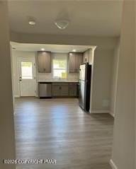 665 Sipos Dr - Photo 6 of 19