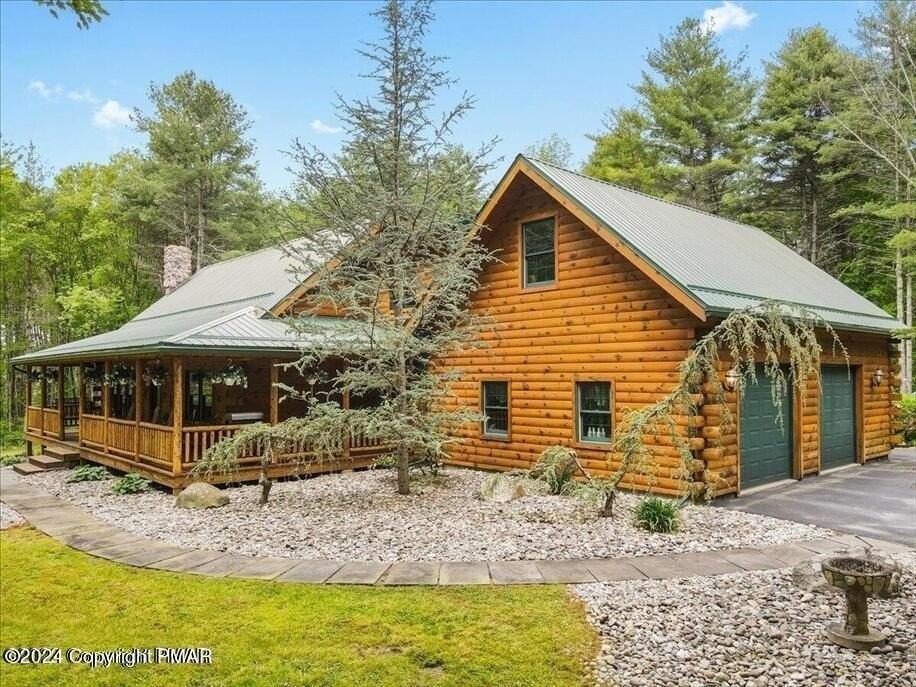 899 Lower Swiftwater Rd - Photo 3 of 48