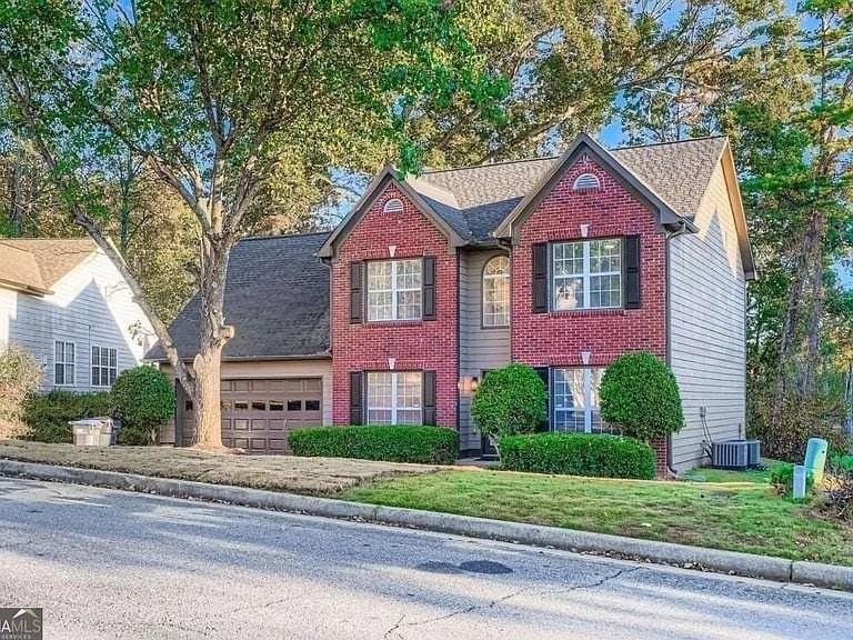 1570 Twin Bridge Ln - Photo 2 of 35