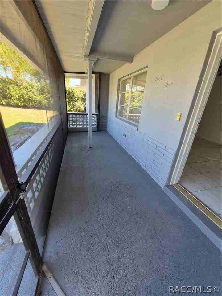 41 S Lincoln Ave - Photo 2 of 26