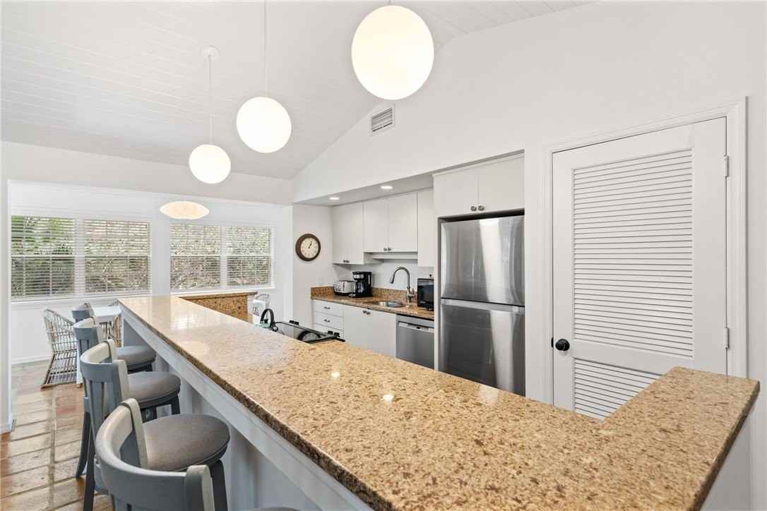 1195 Winding Oaks Cir E #308 - Photo 4 of 36