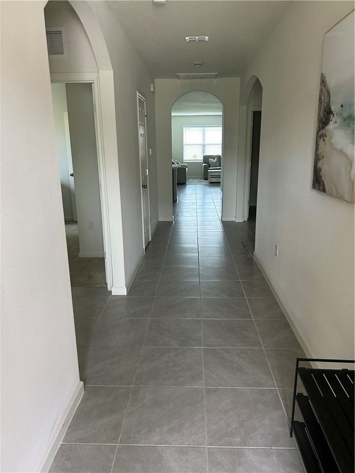 810 Jamaica Ave - Photo 2 of 12